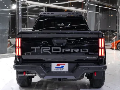 2024 تويوتا تاكوما تي ار دي