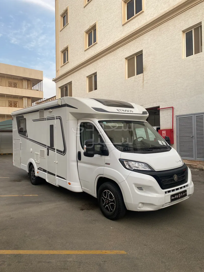 2022 فيات دوكاتو