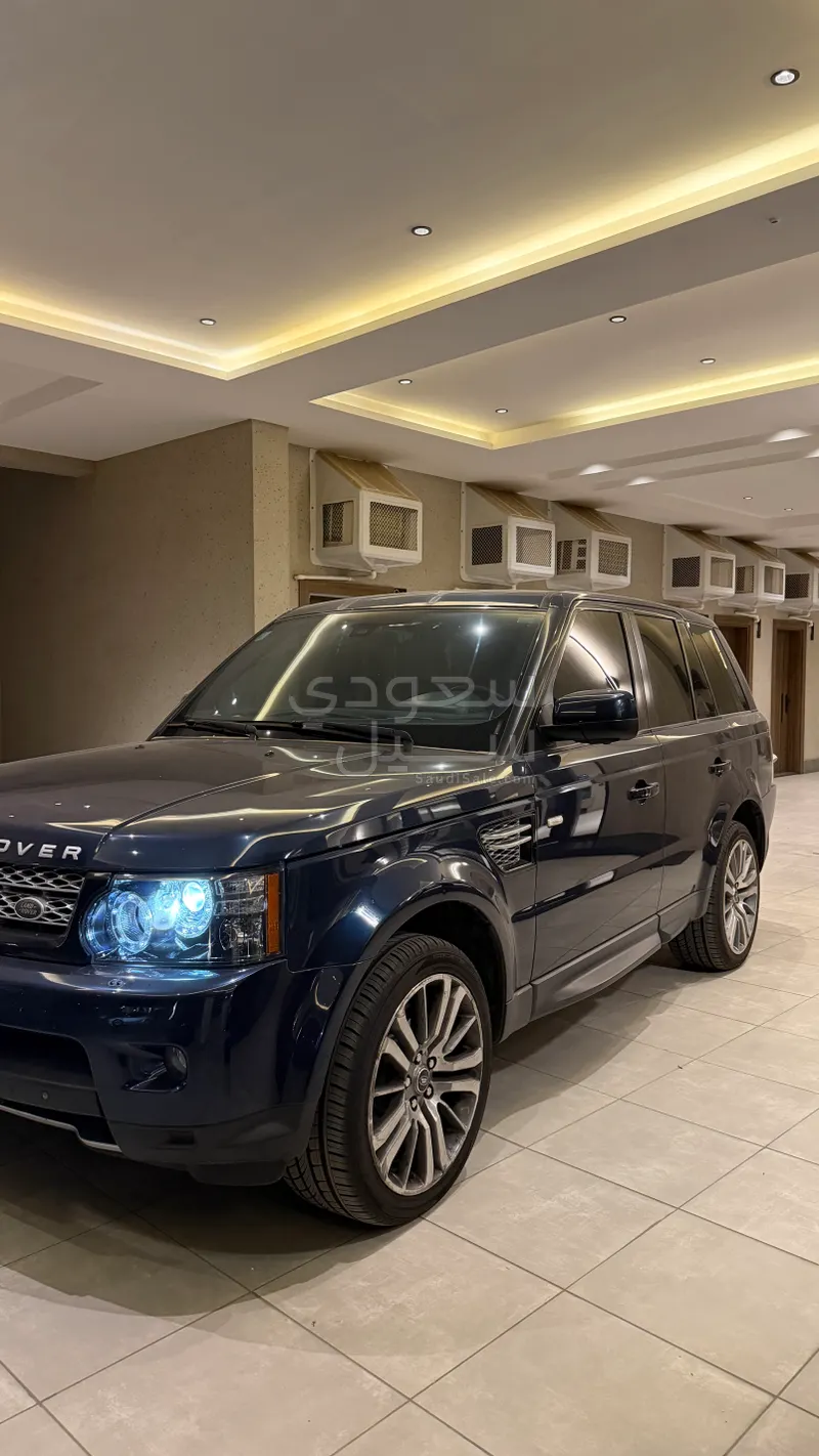 2013 لاند روفر رينج روفر سبورت اتش اس اي