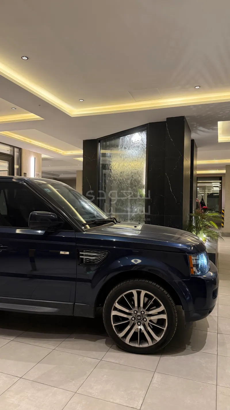 2013 لاند روفر رينج روفر سبورت اتش اس اي