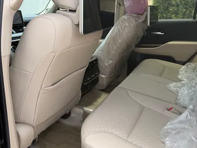 2025 تويوتا لاند كروزر في اكس ار