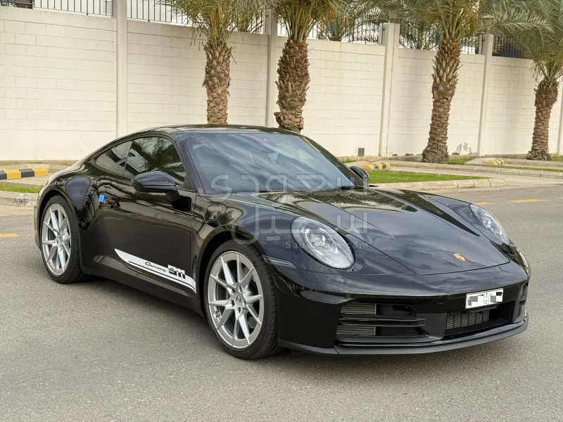 2025 بورش 911 كاريرا
