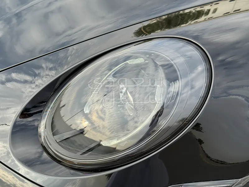 2025 بورش 911 كاريرا