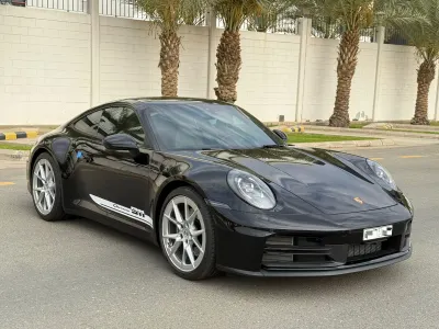 2025 بورش 911 كاريرا