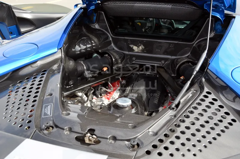 2020 فيراري اس اف 90 سترادالي