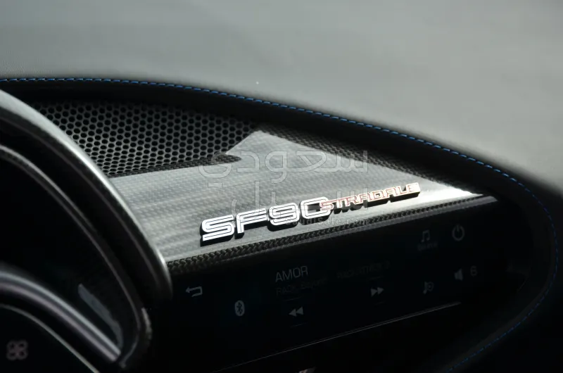 2020 فيراري اس اف 90 سترادالي