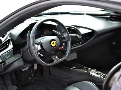 2020 فيراري اس اف 90 سترادالي