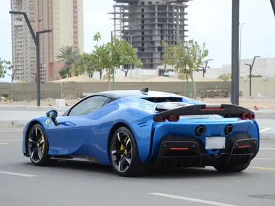 2020 فيراري اس اف 90 سترادالي