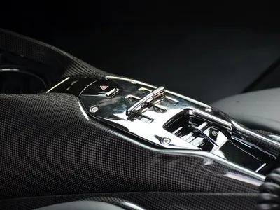 2020 فيراري اس اف 90 سترادالي