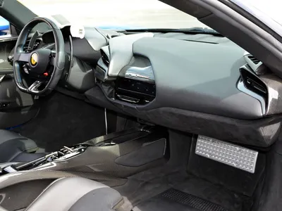 2020 فيراري اس اف 90 سترادالي