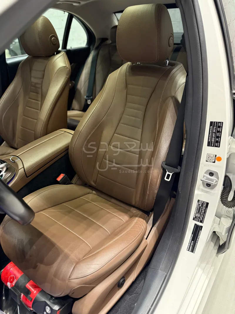 2020 مرسيدس - بنز إي 300