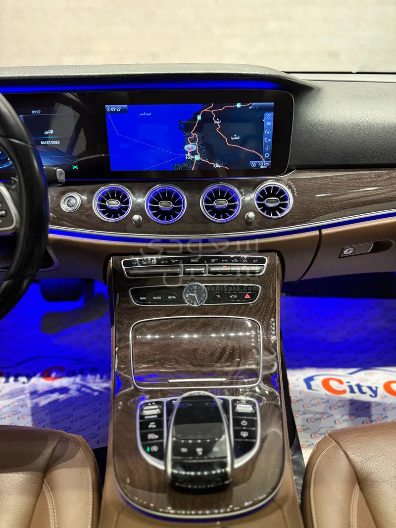 2020 مرسيدس - بنز إي 300