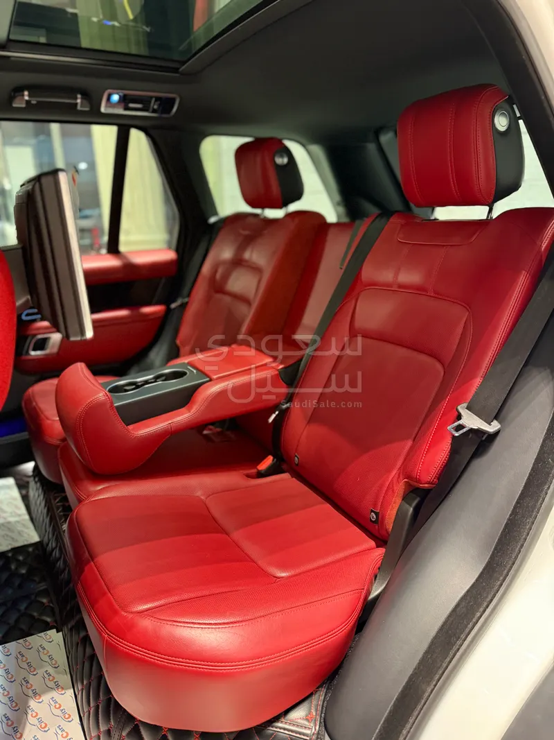 2020 لاند روفر رينج روفر فوج اس اي