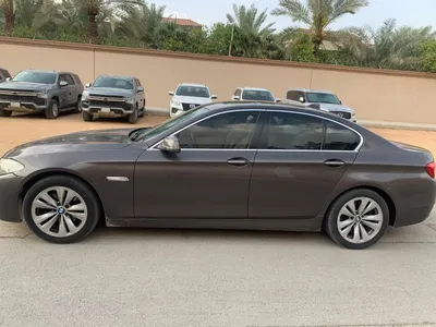 2012 بي ام دبليو الفئة الخامسة 520 أي