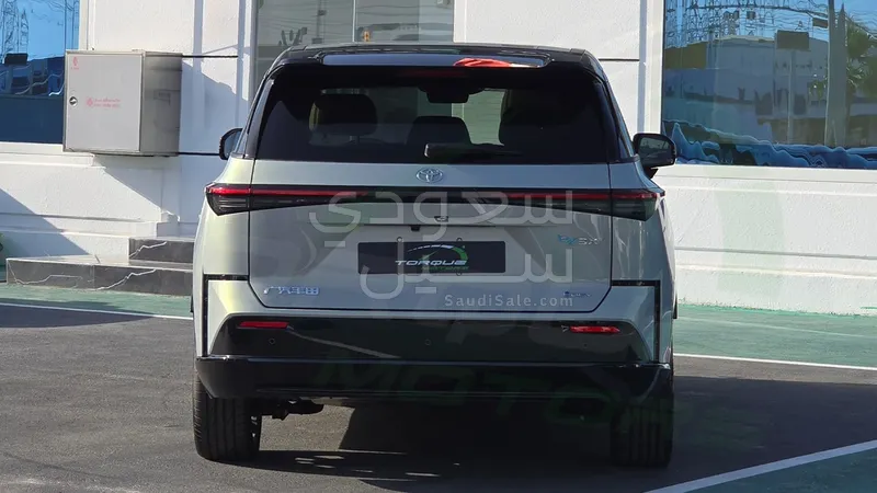 2025 تويوتا هايلاندر