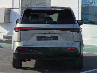 2025 تويوتا هايلاندر