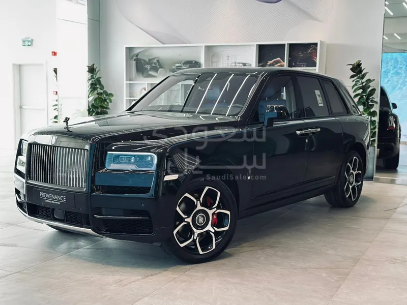 2023 رولز رويس كولينان بلاك بادج