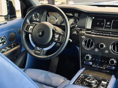 2023 رولز رويس كولينان بلاك بادج