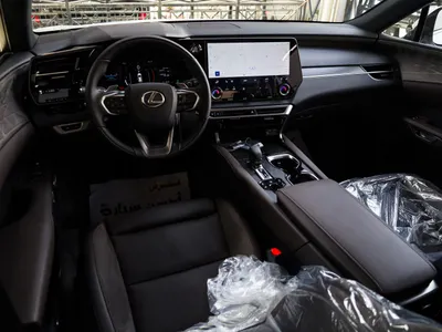 2026 لكزس أر إكس 350