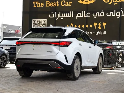 2026 لكزس أر إكس 350