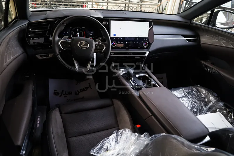 2026 لكزس أر إكس 350