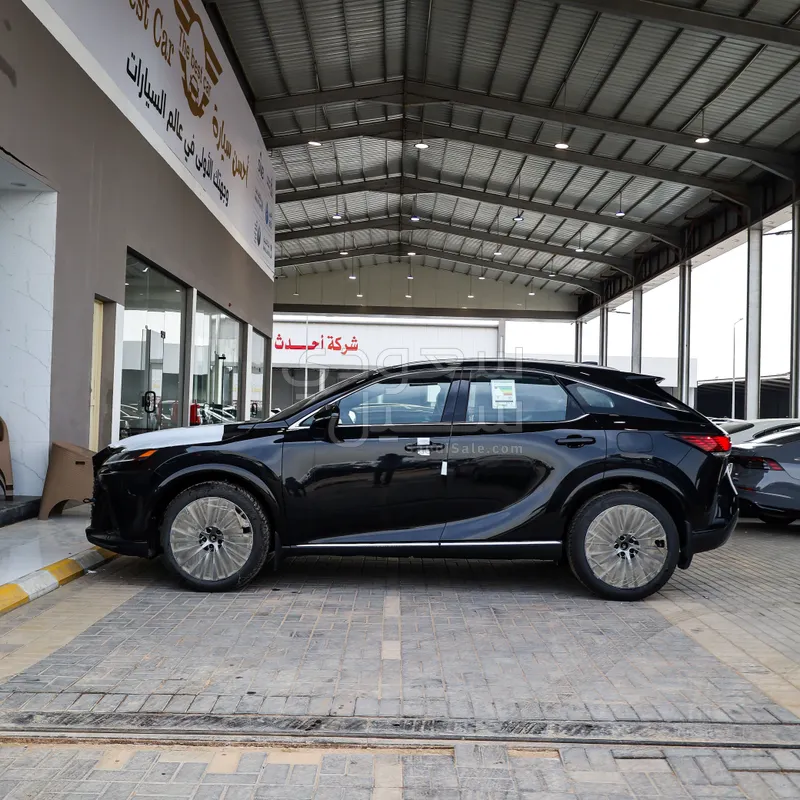 2026 لكزس أر إكس 350