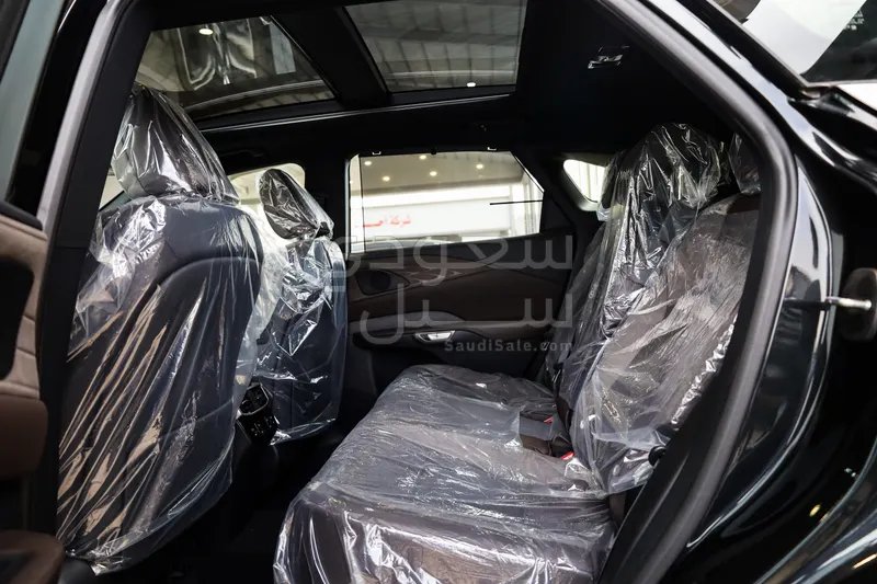 2026 لكزس أر إكس 350