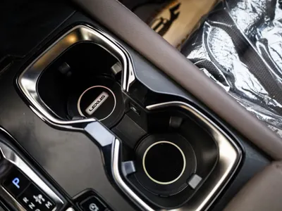 2026 لكزس أر إكس 350