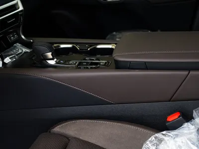 2026 لكزس أر إكس 350