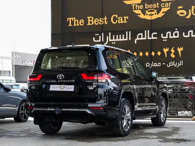 2025 تويوتا لاند كروزر جي اكس ار4