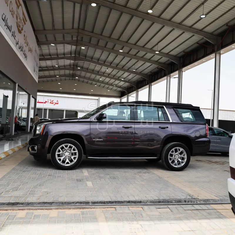 2017 جي ام سي يوكون