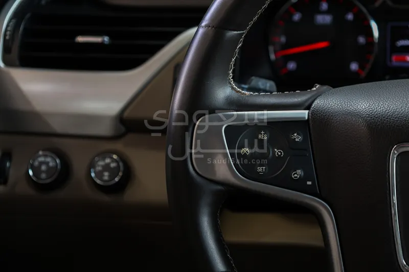 2017 جي ام سي يوكون