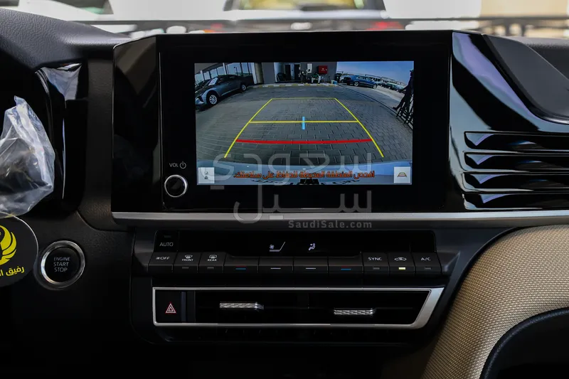 2025 تويوتا كامري ال اي