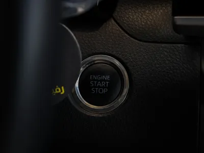 2025 تويوتا كامري ال اي