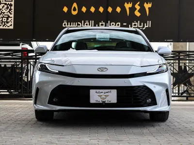 2025 تويوتا كامري ال اي