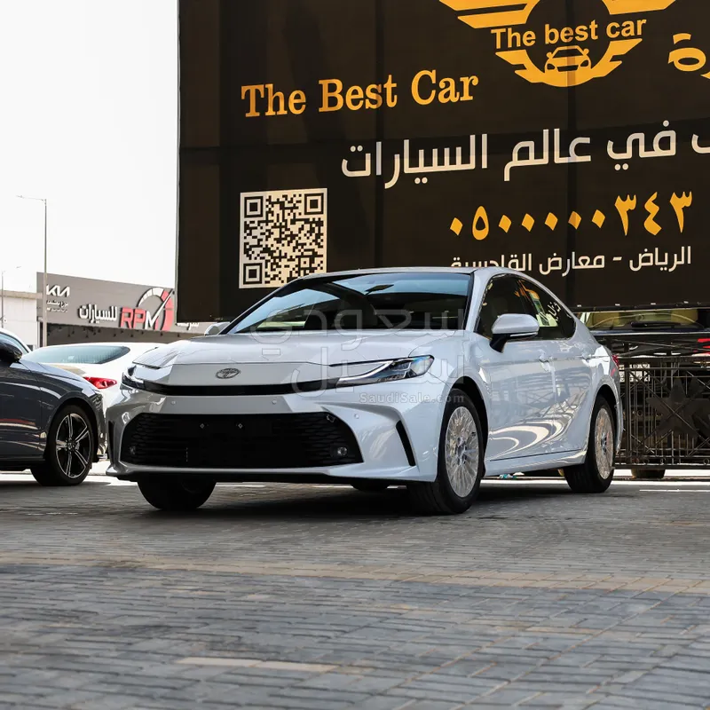 2026 تويوتا كامري ال اي