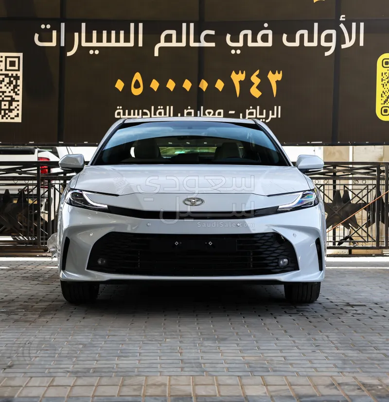 2026 تويوتا كامري ال اي