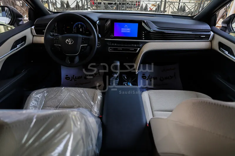 2026 تويوتا كامري ال اي