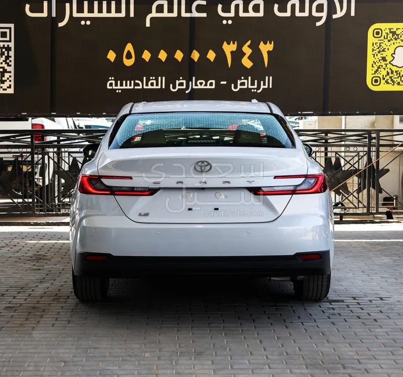 2026 تويوتا كامري ال اي