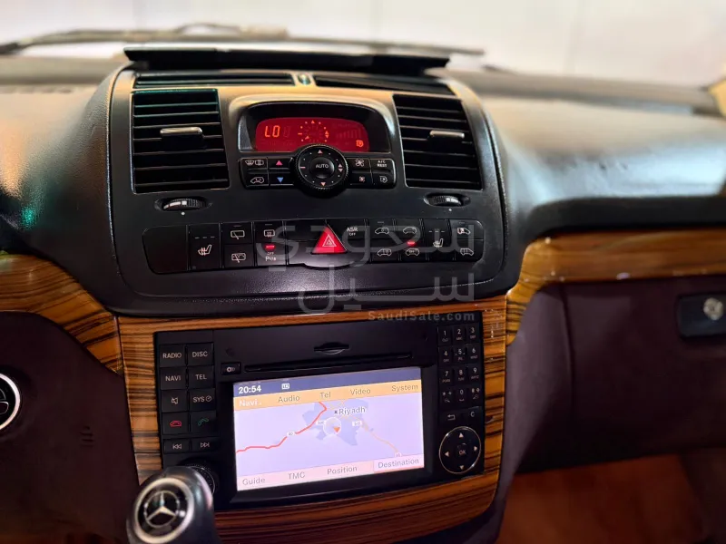 2012 مرسيدس - بنز فيانو في اي بي