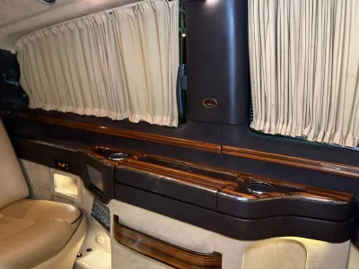 2012 مرسيدس - بنز فيانو في اي بي