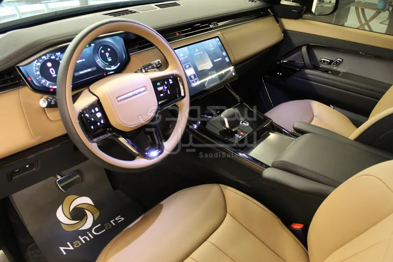 2025 لاند روفر رينج روفر سوبر تشارج