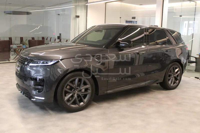 2025 لاند روفر رينج روفر سوبر تشارج