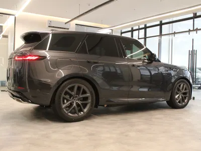 2025 لاند روفر رينج روفر سوبر تشارج