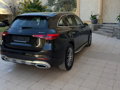 2025 مرسيدس - بنز جي إل سي 300