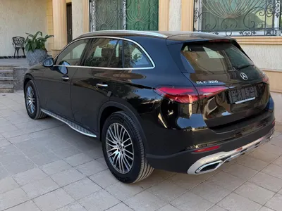 2025 مرسيدس - بنز جي إل سي 300