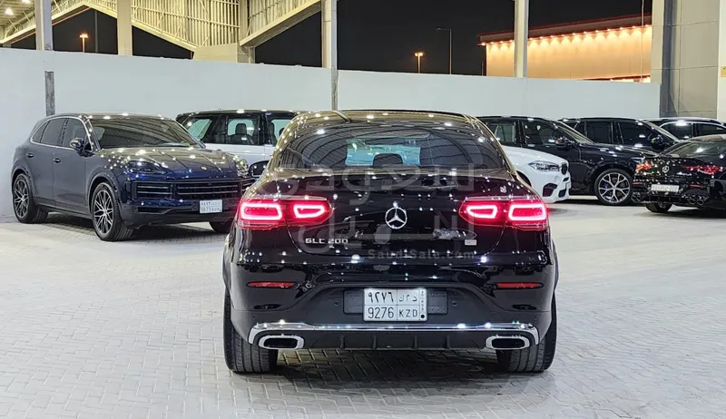 2021 مرسيدس - بنز جي إل سي 200