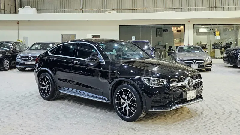 2021 مرسيدس - بنز جي إل سي 200