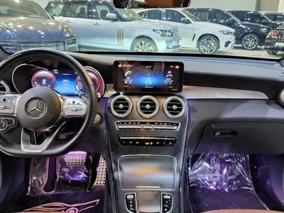 2021 مرسيدس - بنز جي إل سي 200