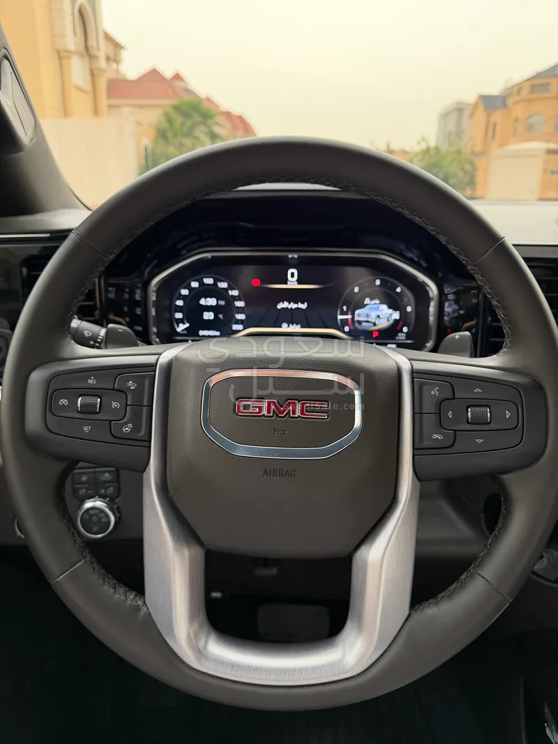 2024 جي ام سي سييرا اليفيشن